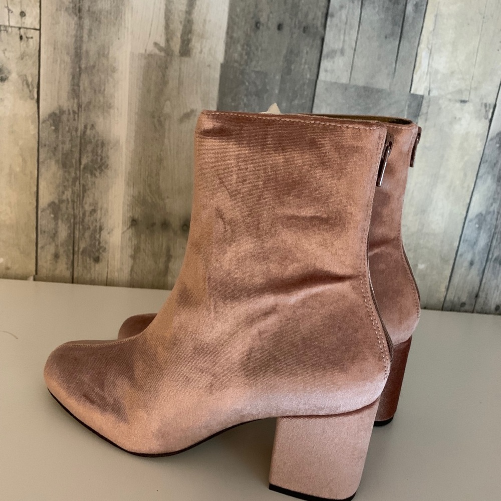 Free People Velvet Cecile Bootie Rose Ankle Boots - Picture 8 of 11
